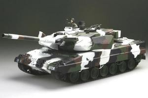 Радіокерований танк German Leopard 2 A6 Winter 1:24 Airsoft /JR A02105193/A02103831 фото